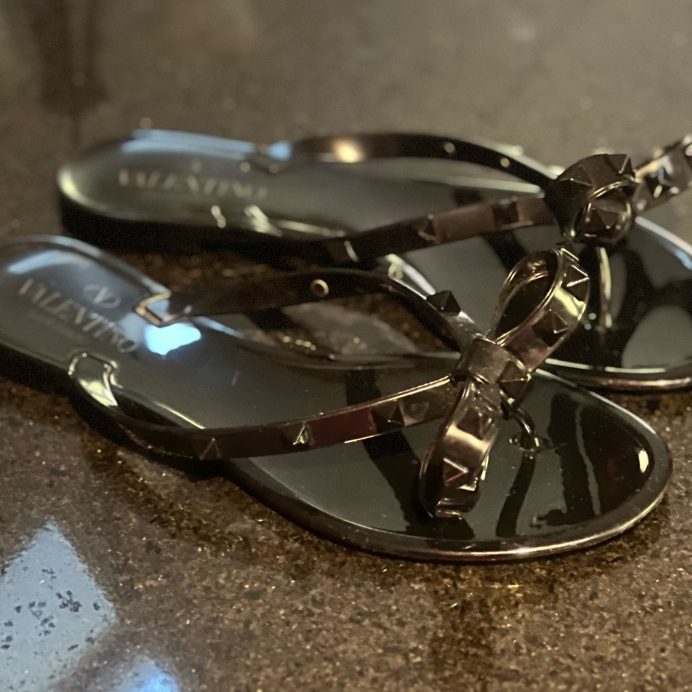 Valentino Black Rockstud Tonal Sandals - Picture 4 of 13